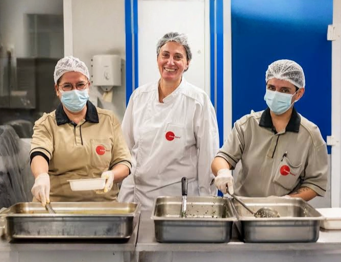 En cuisine au restaurant universitaire